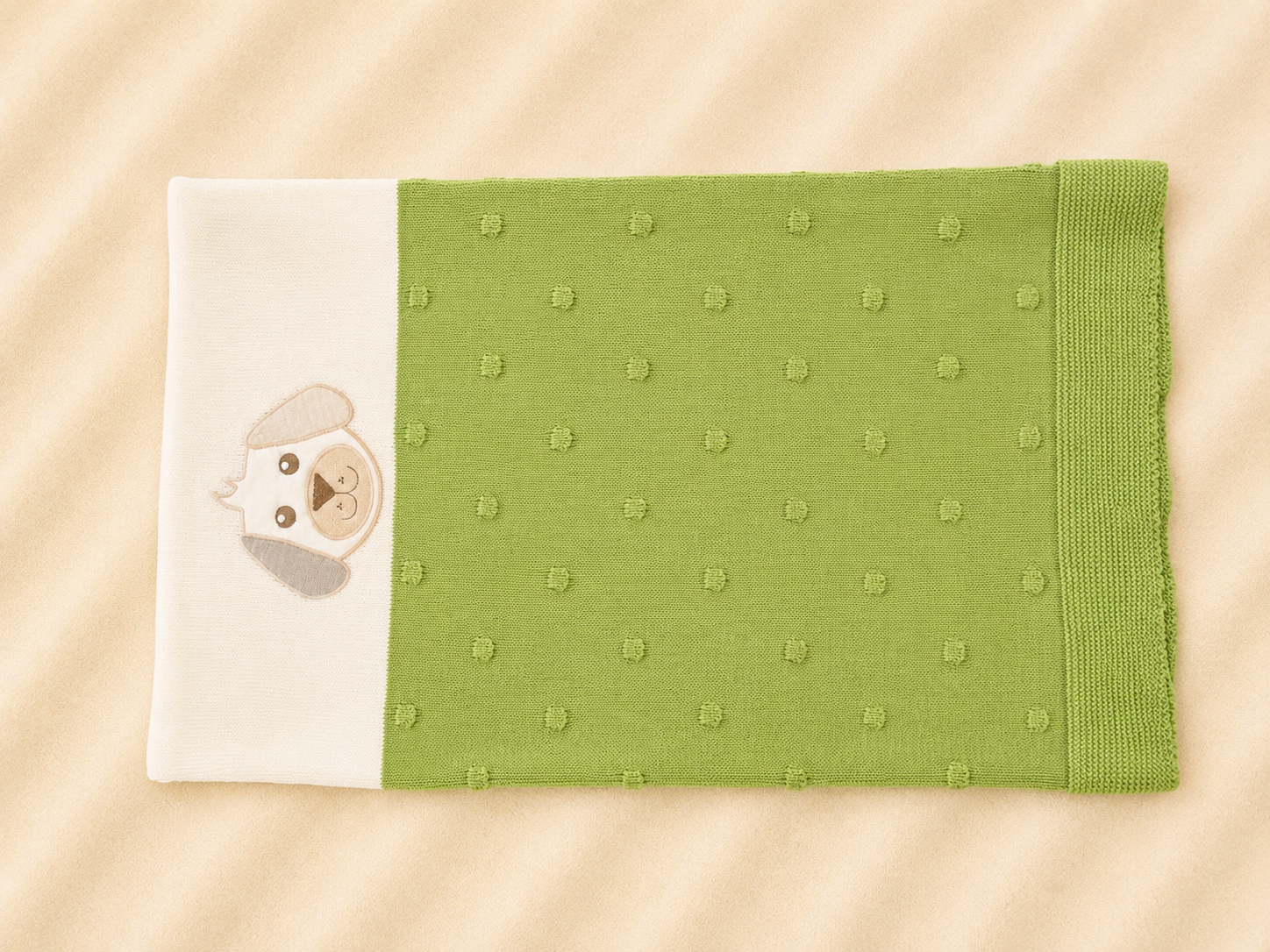 Coperta il filo verde e bianca